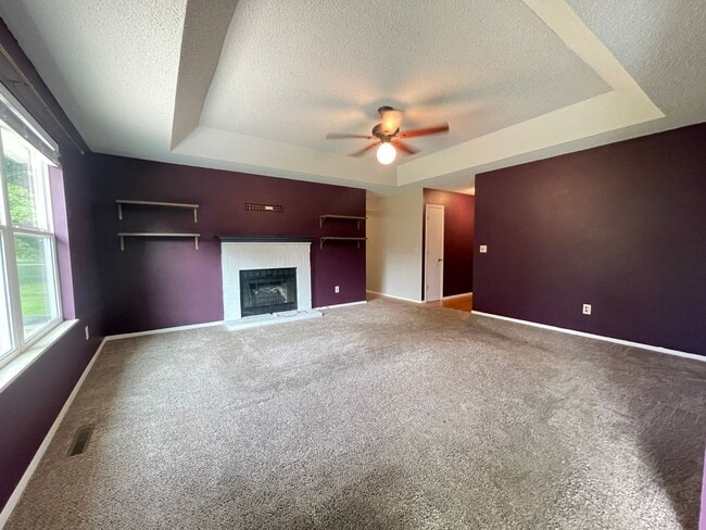 Building Photo - 1441 W Seminole St