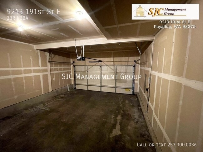 Building Photo - 9213 191st St E