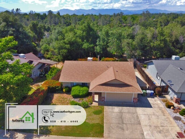 Building Photo - 1844 Breckenwood, Short Trip to the park. ...