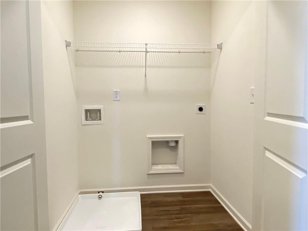 Building Photo - 239 Grand Central Wy