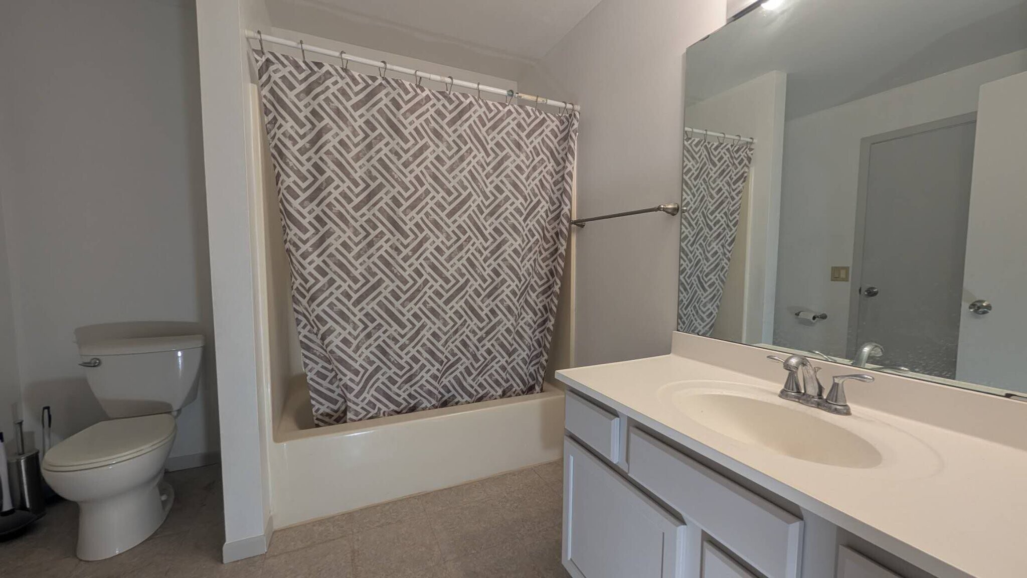 Building Photo - 1144 Morraine View Dr