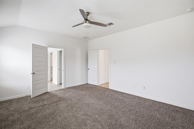 Building Photo - 31814 Hallington Hl Ln