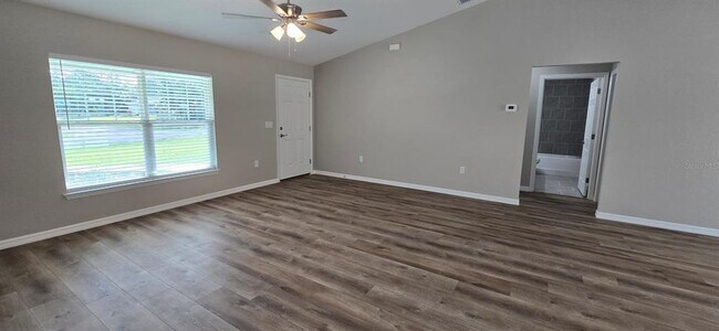 Building Photo - 1482 W Manchester Dr