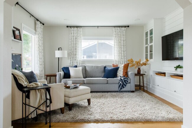 Building Photo - 7947 10th Ave SW