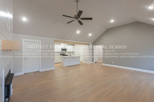 Building Photo - 4248 Cactus Pl
