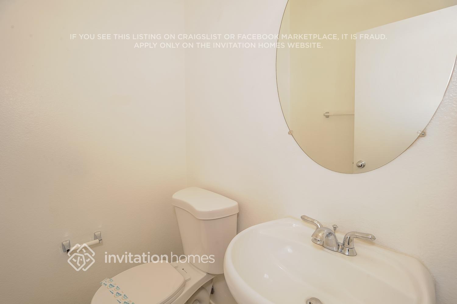 Building Photo - 42213 Marbella St