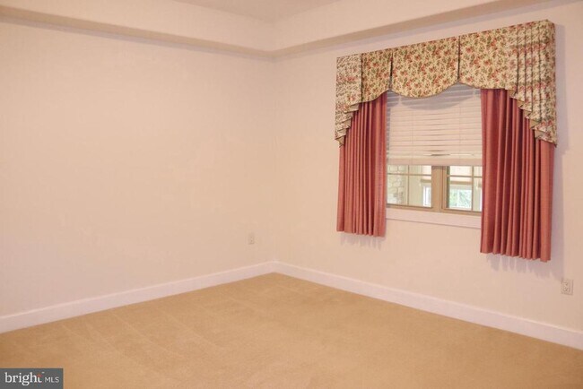 Building Photo - 12909 Little Hayden Cir