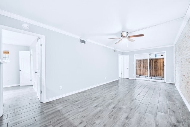 Building Photo - 1418 Vermont St