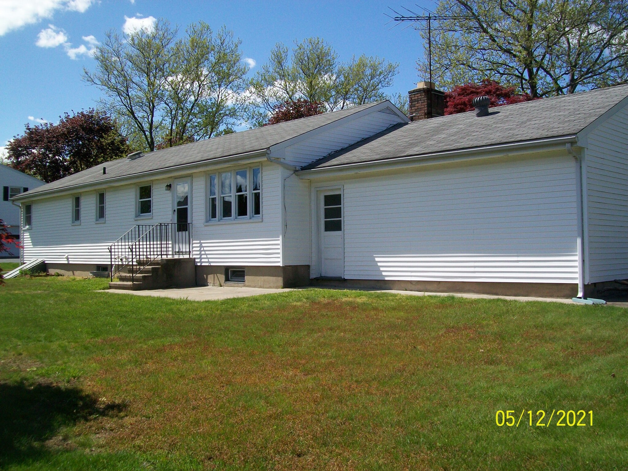 Back of the house - 75 Post Oak Rd