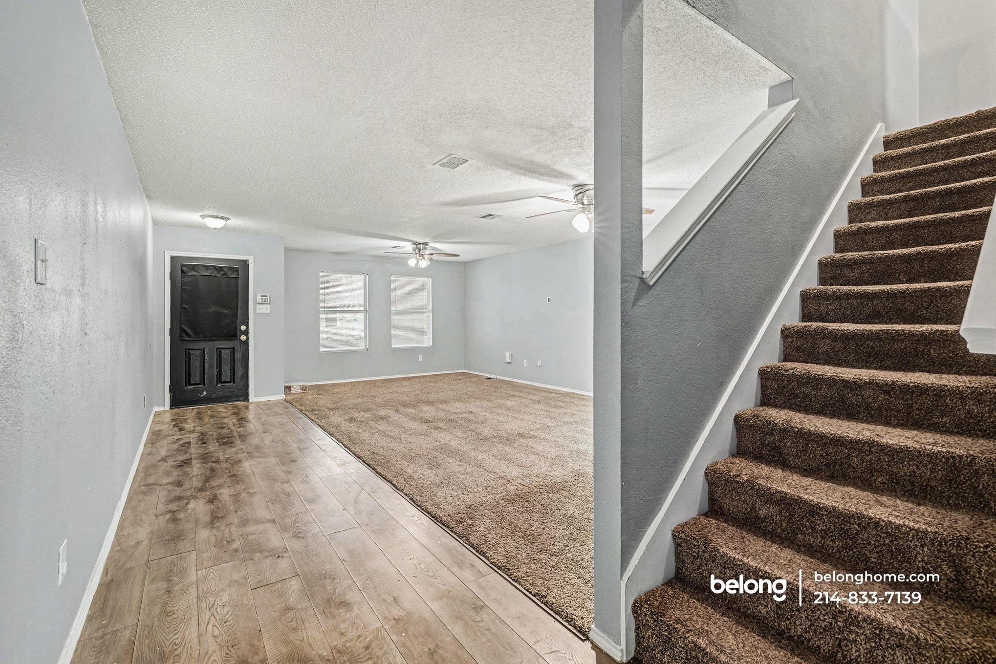 Building Photo - 2256 White Oak Dr