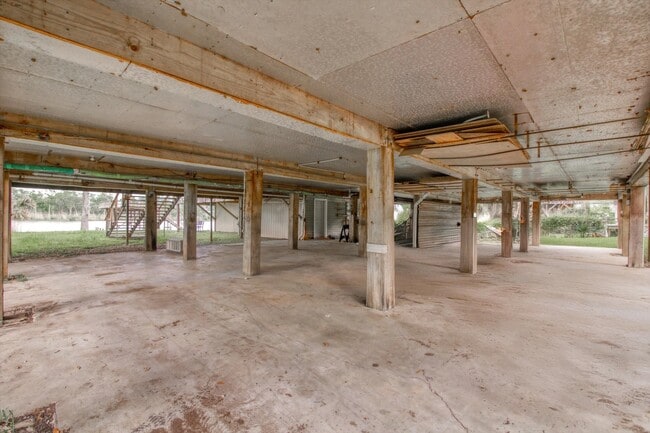 Building Photo - 6348 County Rd 659