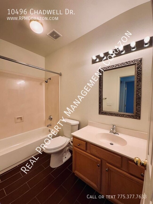 Building Photo - 10496 Chadwell Dr