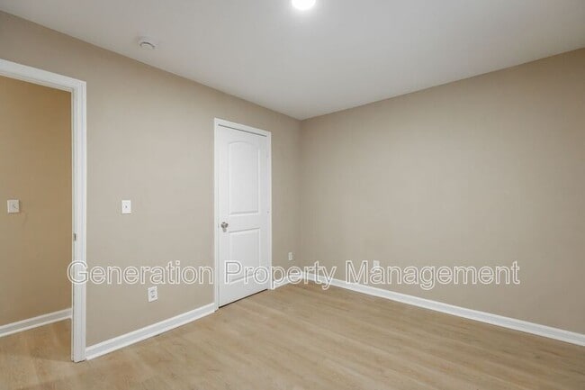 Building Photo - 11209 Dayton Pike