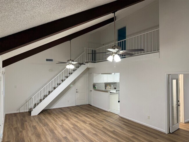 Building Photo - 9626 Magnolia Ridge Dr