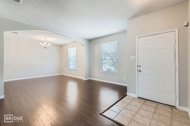 Building Photo - 1507 Walnut Ridge Dr