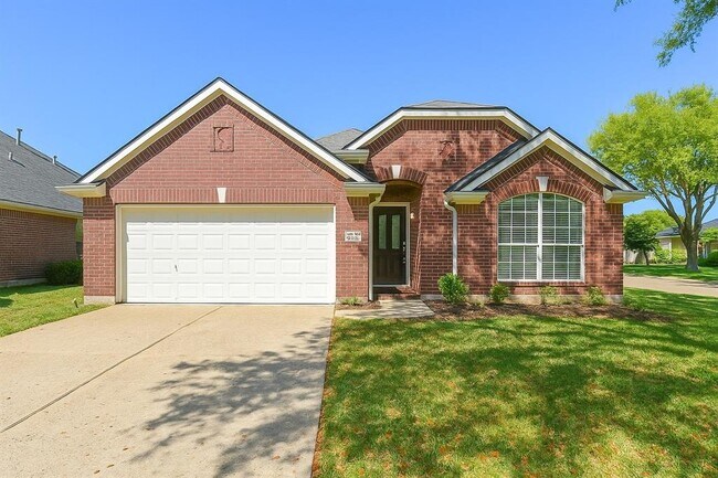 Primary Photo - 1811 Standing Oak Ct