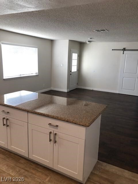 Building Photo - 6382 Creston Ave