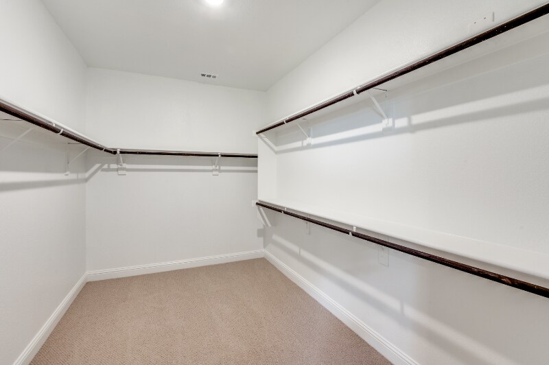 Building Photo - 611 Jack St