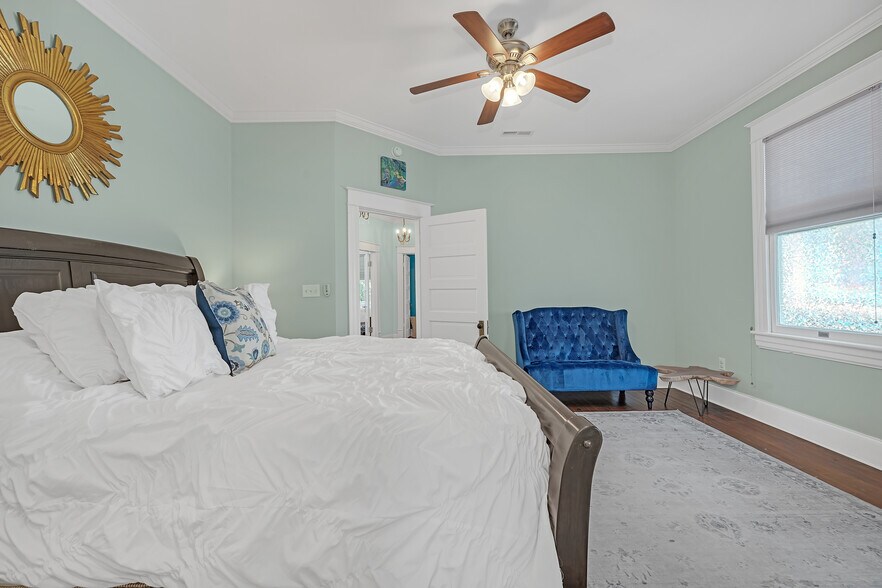 Building Photo - 312 N 5th Ave