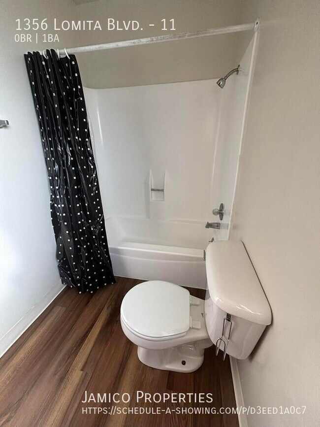 Building Photo - 1356 Lomita Blvd