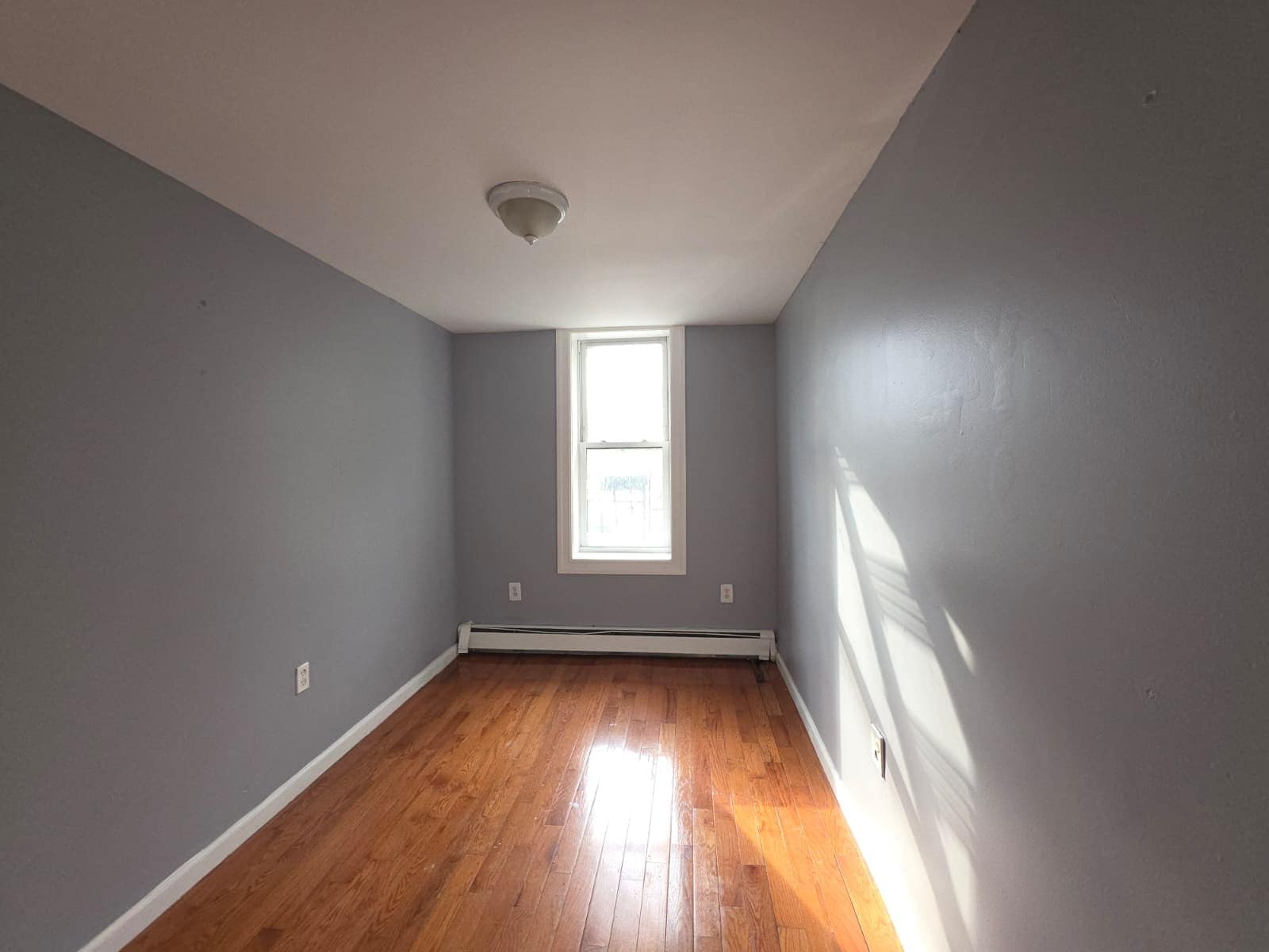 Building Photo - 554 Avenue C