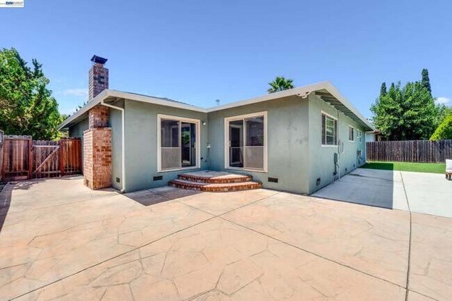 Building Photo - 1158 Polson Cir