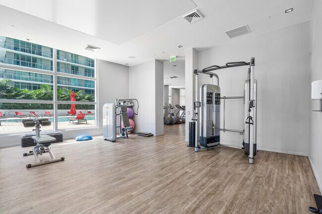 Building Photo - 1100 S Miami Ave