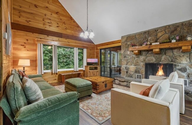 Building Photo - 3626 Pittman Center Rd