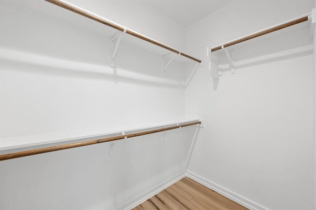 Building Photo - 2309 Montopolis Dr