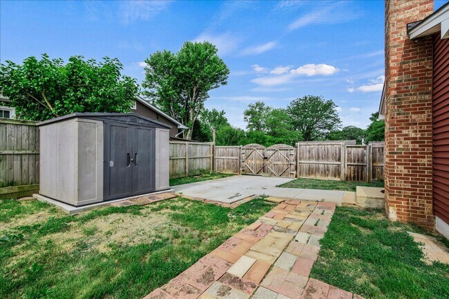 Building Photo - CLOSE TO I-95 & QUANTICO!
