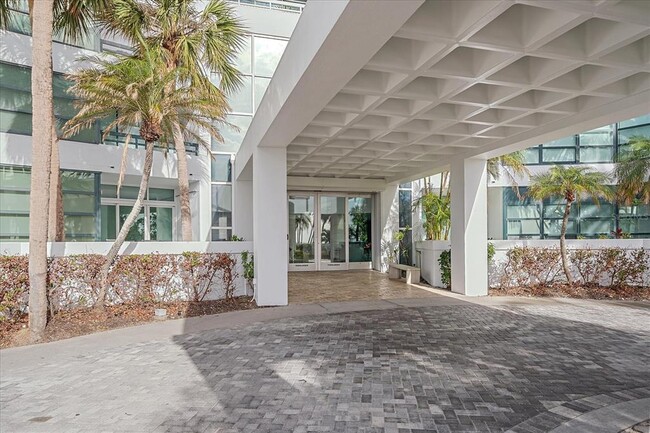 Building Photo - 888 Blvd of the Arts