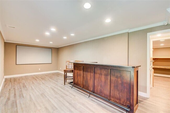 Building Photo - 3040 Stone Rd