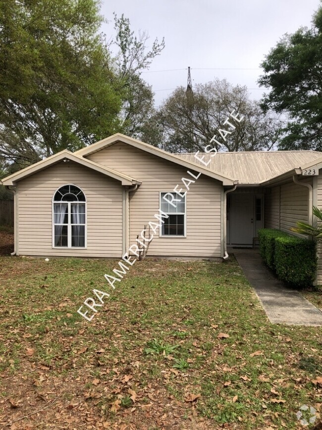 Building Photo - 223 Grand Prix Dr
