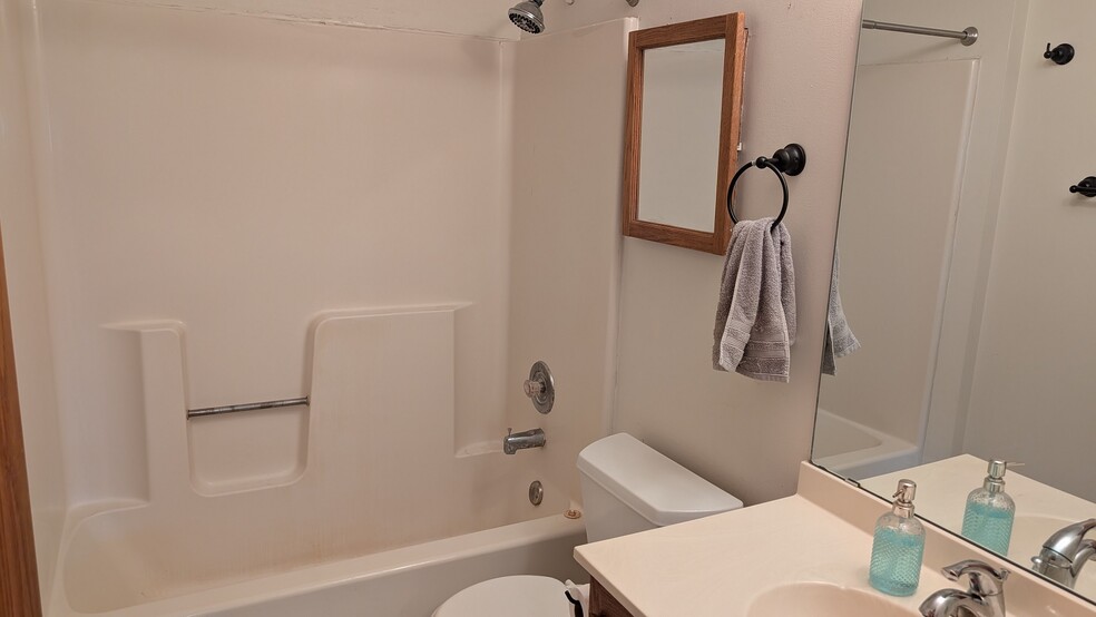 Bathroom - 2222 2nd St SW