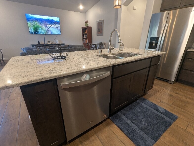 Building Photo - 4025 Spotted Dove Dr
