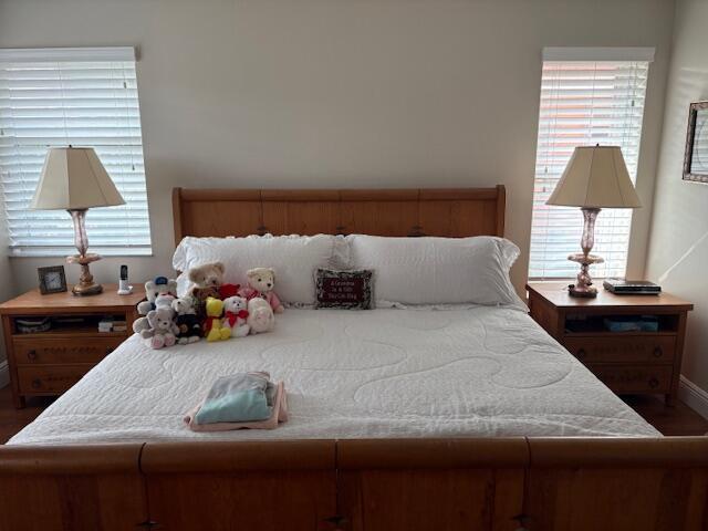 Building Photo - 5582 Royal Lake Cir