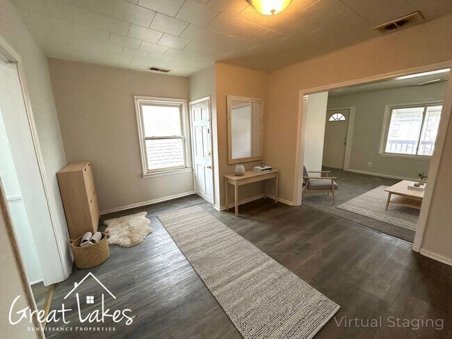 Building Photo - 8126 Gartner St