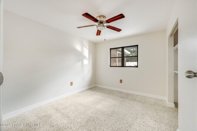 Building Photo - 155 Melbourne Ave