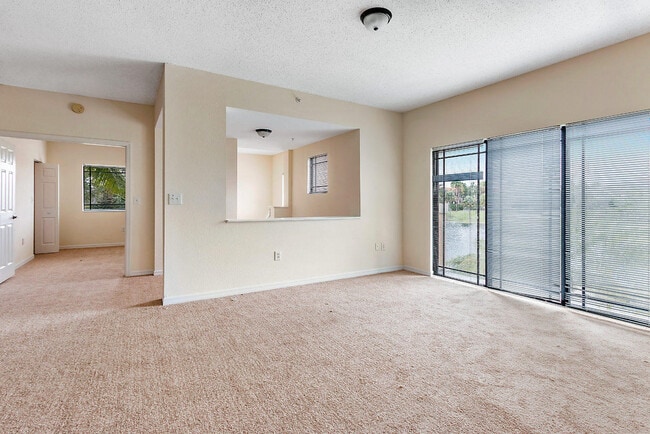 Building Photo - 2917 Tuscany Ct