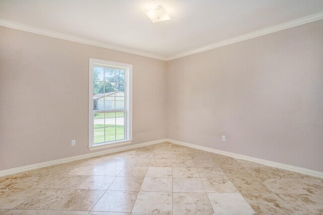 Building Photo - 6319 Hollow Pines Dr