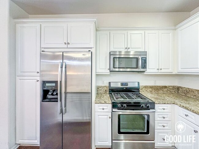 Building Photo - 1823 Peach Ct