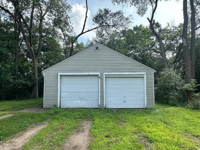 Building Photo - 2235 4th St