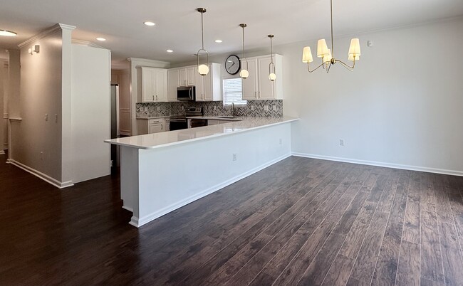 Building Photo - 4604 Miller Dr