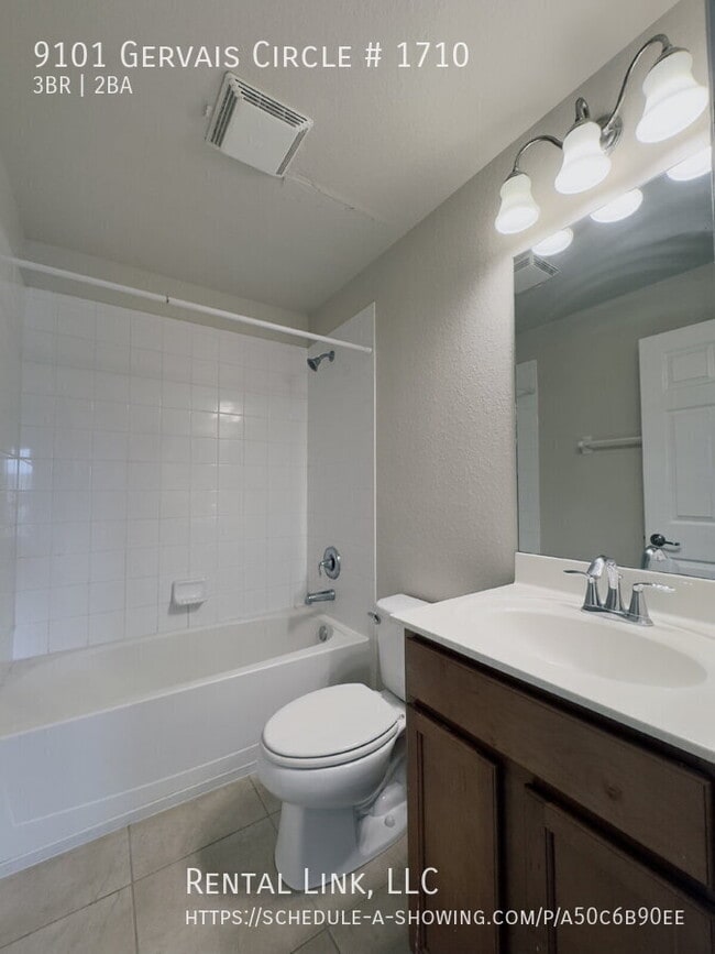 Building Photo - 9101 Gervais Cir