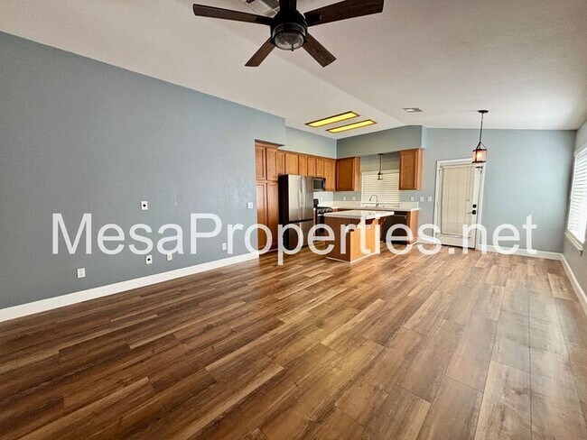 Building Photo - 17547 Electra Dr