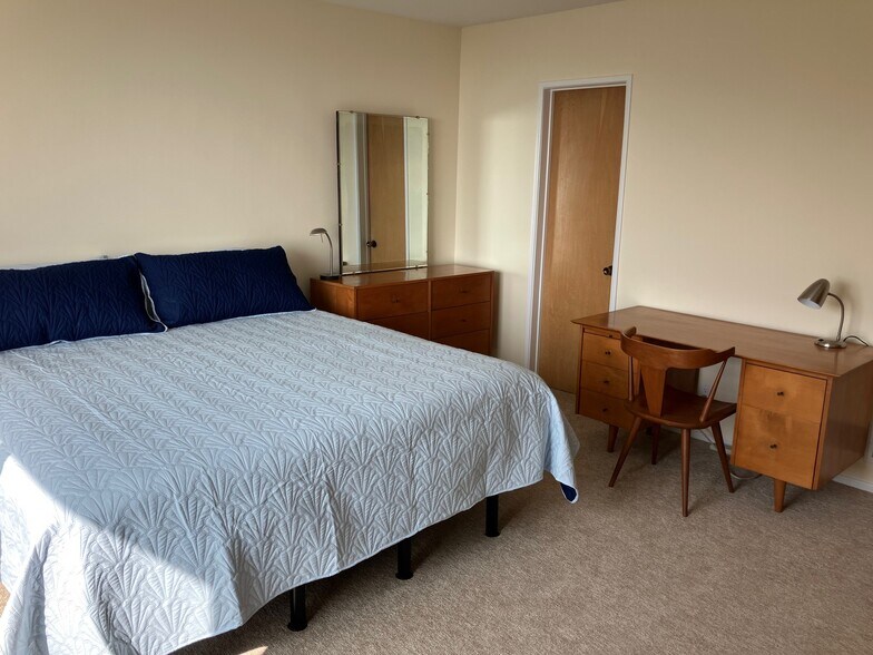 Master Bedroom 2 - 237 Notteargenta Rd