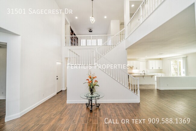 Building Photo - 31501 Sagecrest Dr