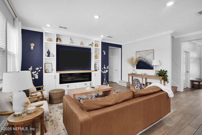 Building Photo - 187 Silverleaf Village Dr