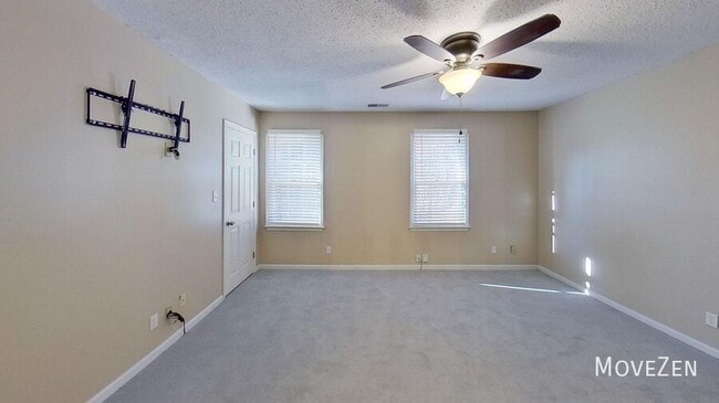 Building Photo - 3781 Greens Crossing-