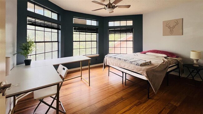Building Photo - 3115 Ashford Bend Dr